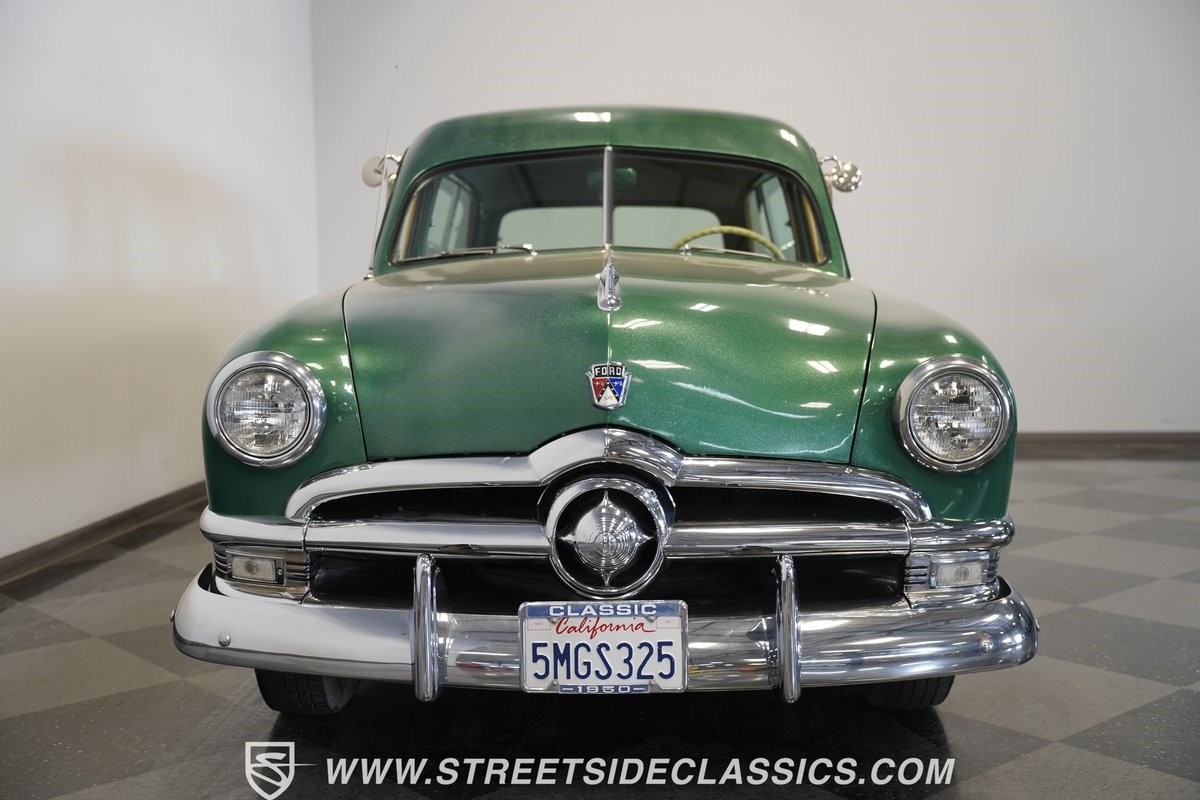 Ford-Woody-Wagon-1950-Station-Wagon-22
