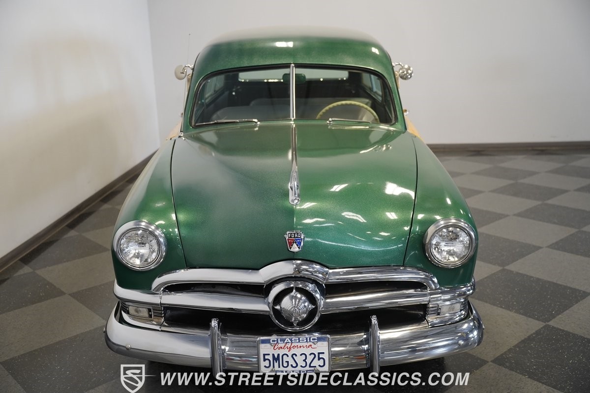 Ford-Woody-Wagon-1950-Station-Wagon-23