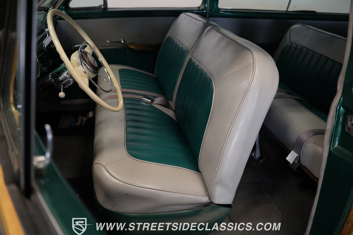 Ford-Woody-Wagon-1950-Station-Wagon-37
