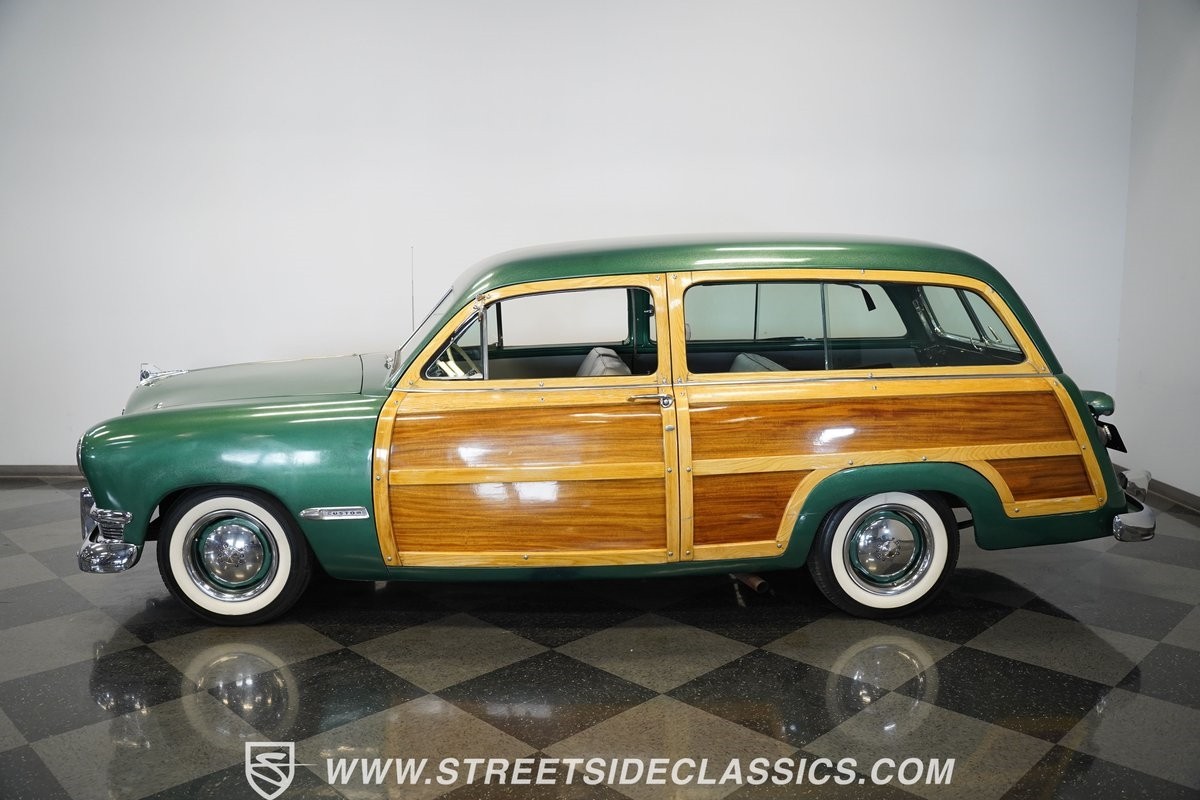 Ford-Woody-Wagon-1950-Station-Wagon-9