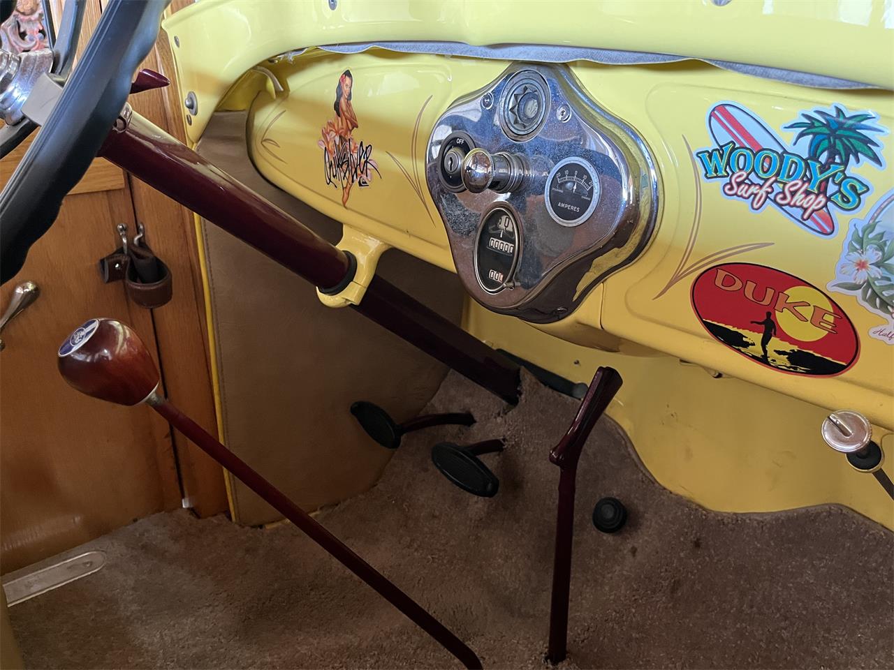 Ford-Woody-wagon-1929-Yellow-Tan-12