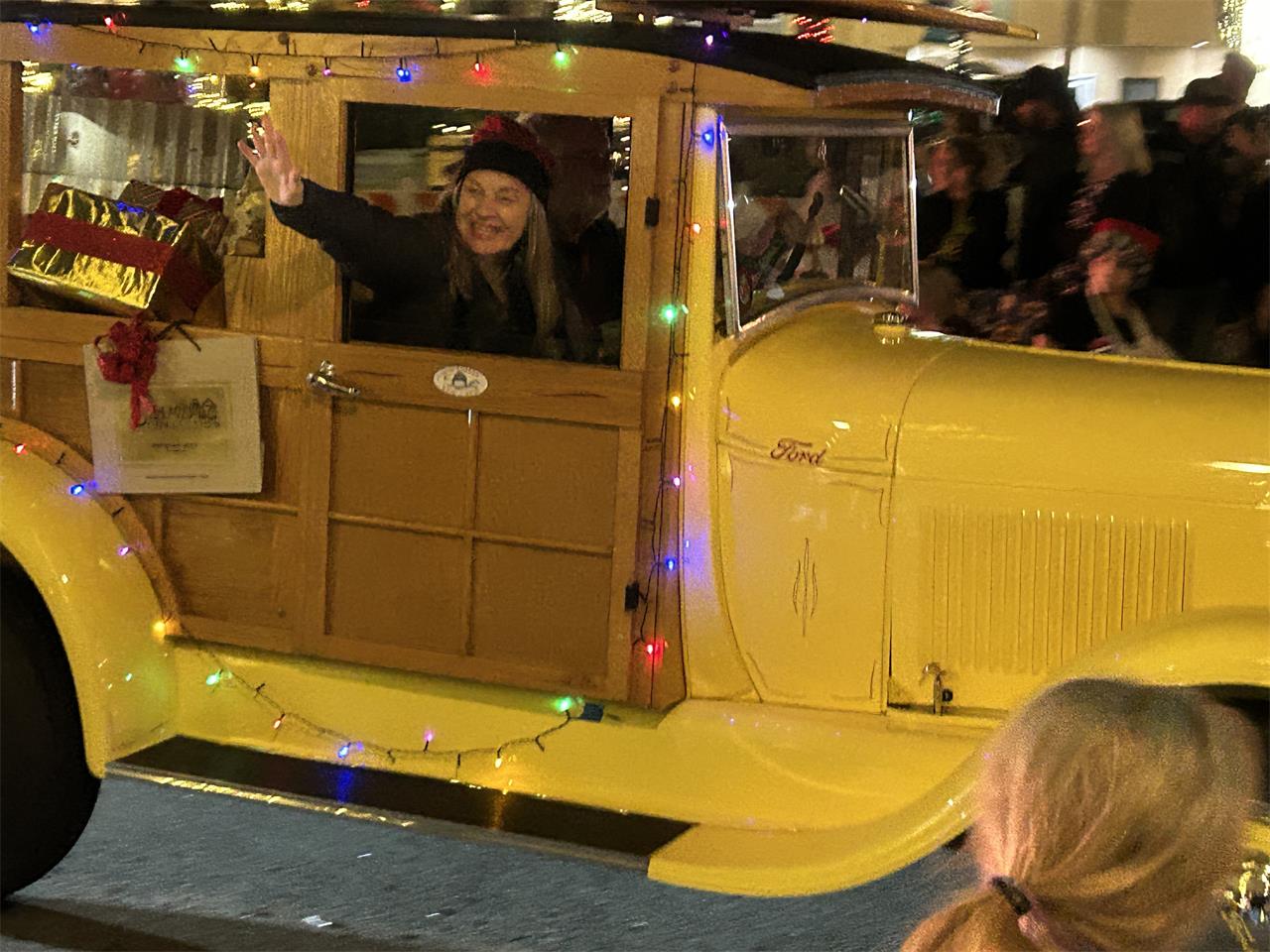 Ford-Woody-wagon-1929-Yellow-Tan-7