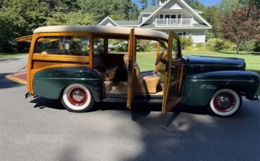 Ford-Woody-wagon-1946-Green-Tan-26