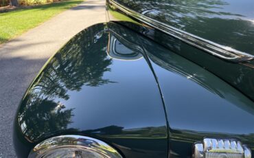 Ford-Woody-wagon-1946-Green-Tan-33