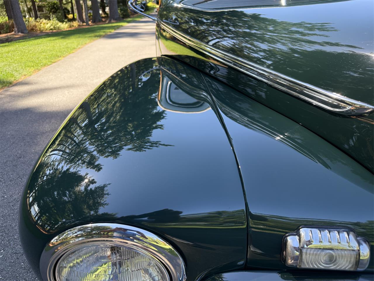 Ford-Woody-wagon-1946-Green-Tan-33
