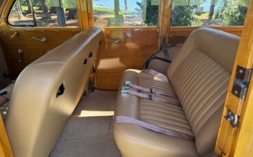 Ford-Woody-wagon-1946-Green-Tan-4