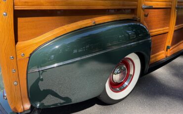Ford-Woody-wagon-1946-Green-Tan-8