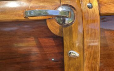 Ford-Woody-wagon-1949-blue-saddle-27