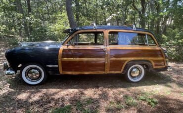 Ford-Woody-wagon-1949-blue-saddle-8