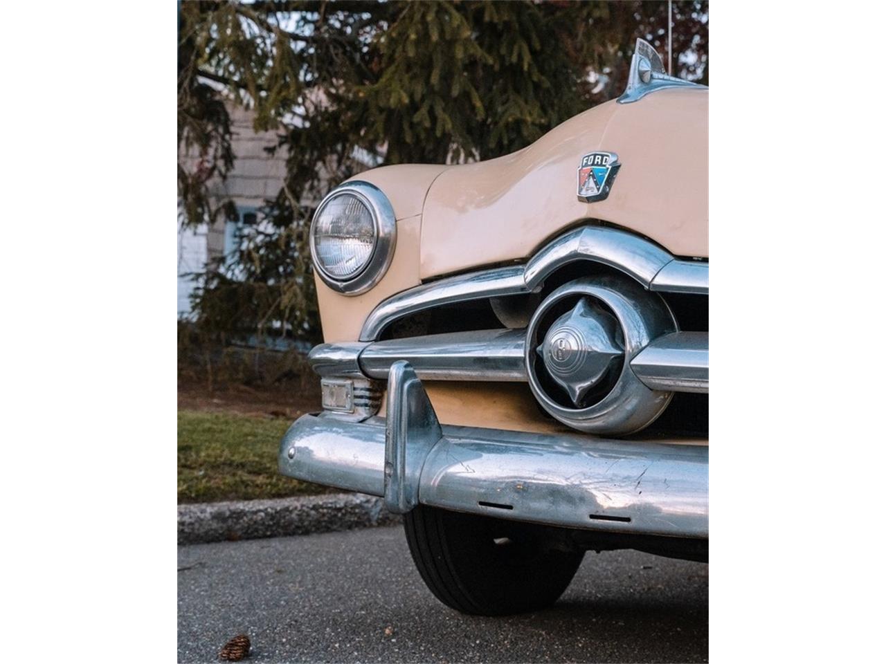 Ford-Woody-wagon-1950-Beige-Tan-16