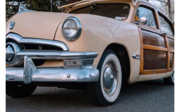 Ford-Woody-wagon-1950-Beige-Tan