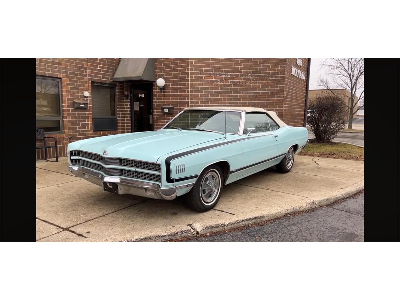 Ford-Xl-1969-Blue-White