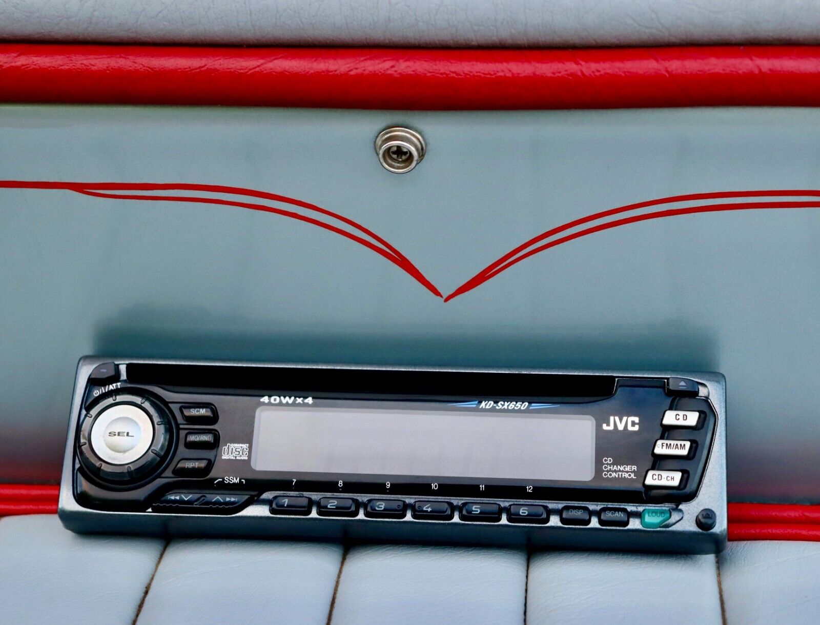 Ford-a-Mopar-Model-T-Bucket-1923-Convertible-15