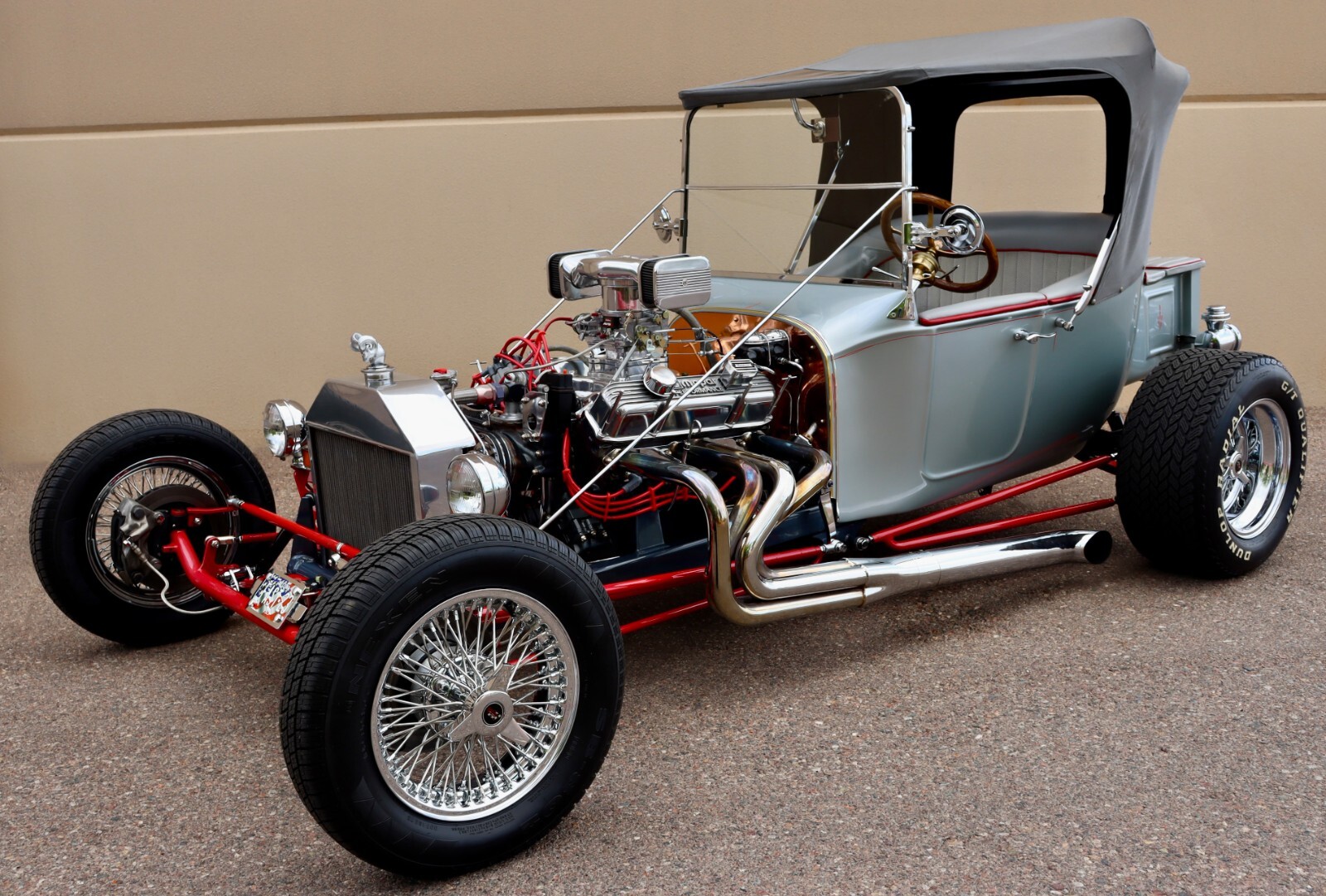 Ford-a-Mopar-Model-T-Bucket-1923-Convertible-26