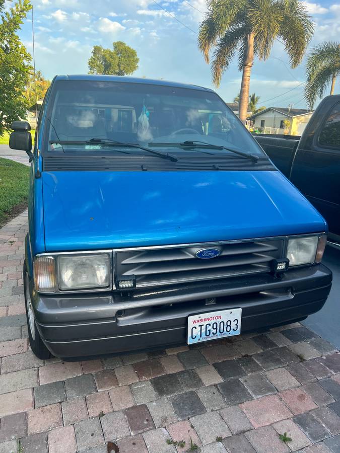 Ford-aerostar-1995-blue-1