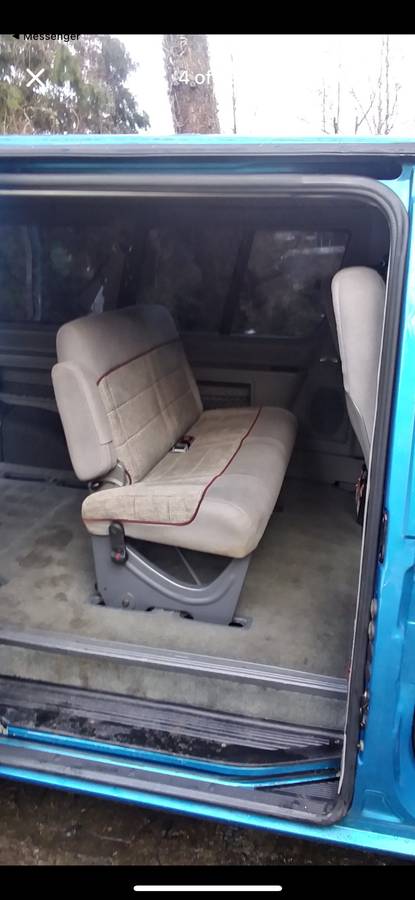 Ford-aerostar-1995-blue-6