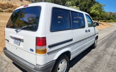 Ford-aerostar-1995-white-3