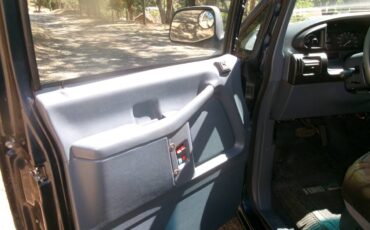 Ford-aerostar-xl-1993-blue-10