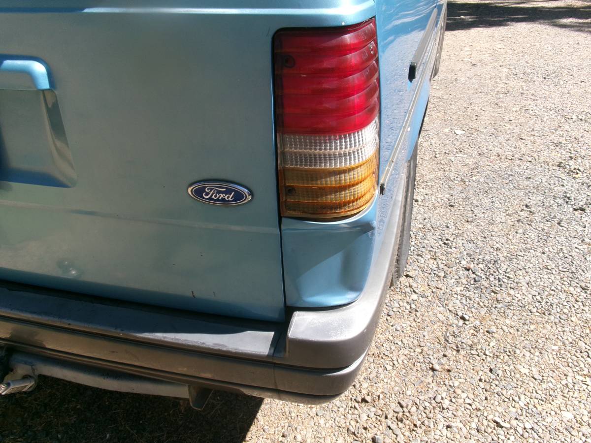 Ford-aerostar-xl-1993-blue-4