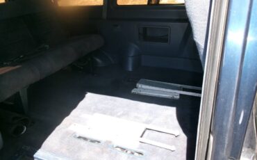 Ford-aerostar-xl-1993-blue-7