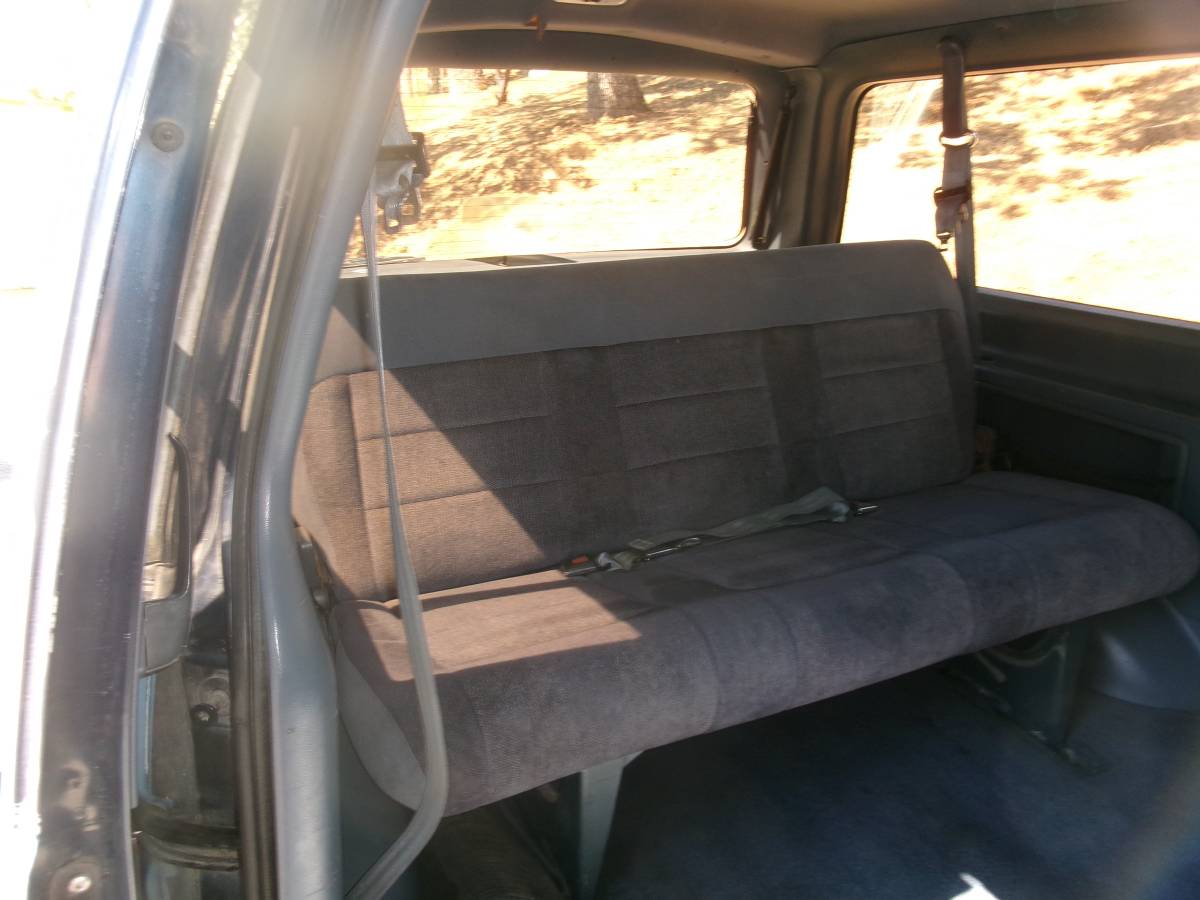 Ford-aerostar-xl-1993-blue-8