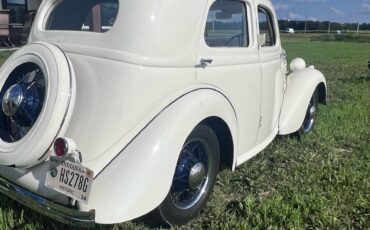 Ford-anglia-1936-white-3