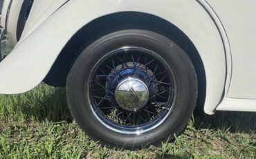 Ford-anglia-1936-white-4