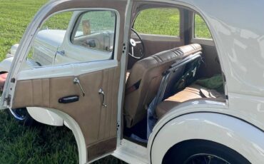 Ford-anglia-1936-white-5