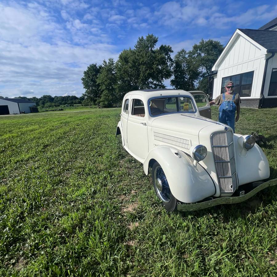 Ford-anglia-1936-white-9