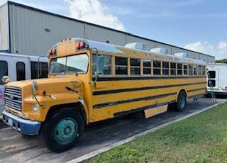 Ford-b700-b-series-cowl-diesel-1993-10