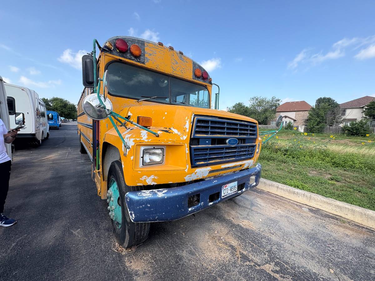 Ford-b700-b-series-cowl-diesel-1993-6