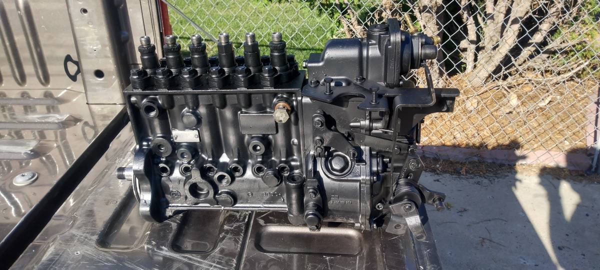 Ford-b700-diesel-1993