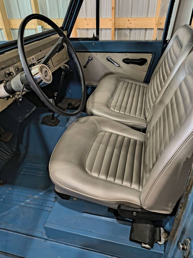 Ford-bronco-1966-blue-5
