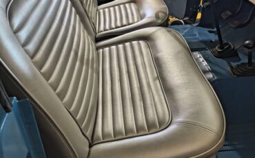 Ford-bronco-1966-blue-7