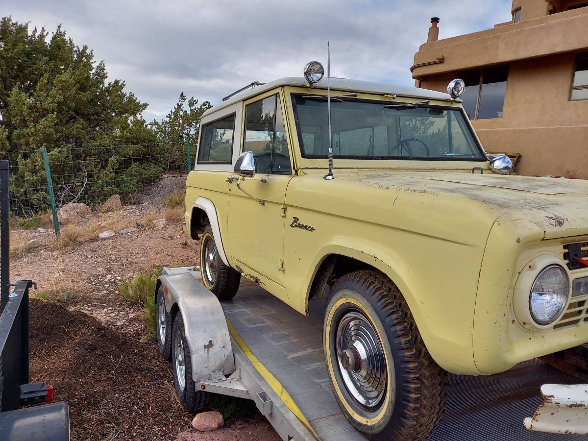 Ford-bronco-1966-yellow-12