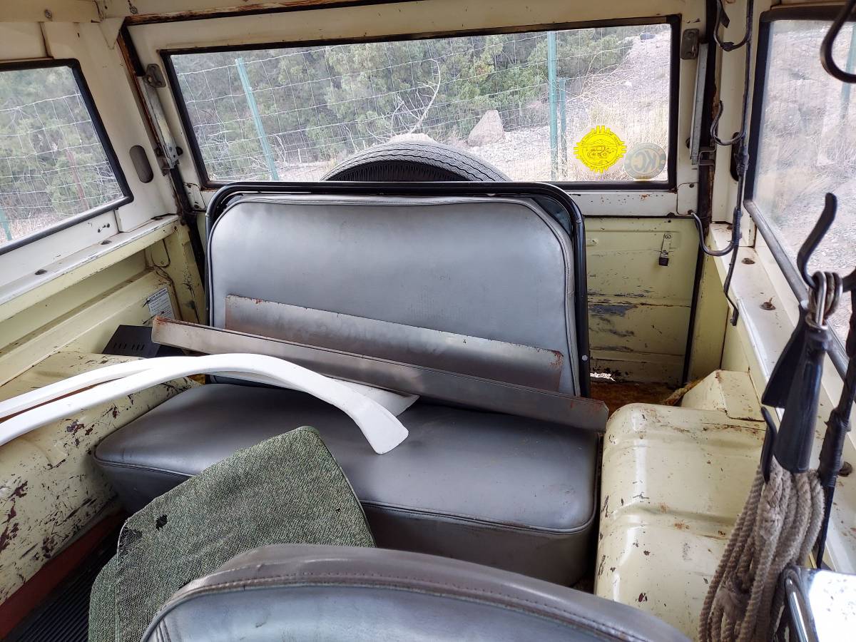 Ford-bronco-1966-yellow-3