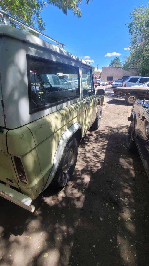 Ford-bronco-1966-yellow-6