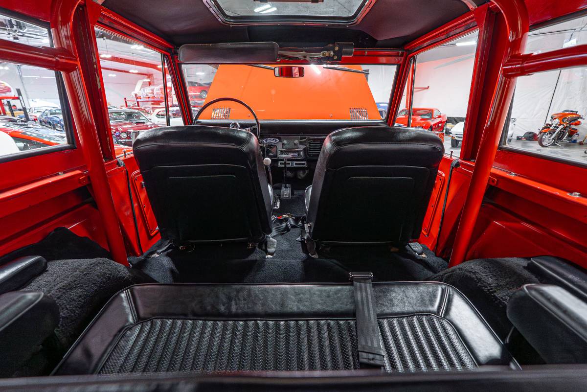 Ford-bronco-1967-16