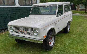 Ford-bronco-1968-white-1