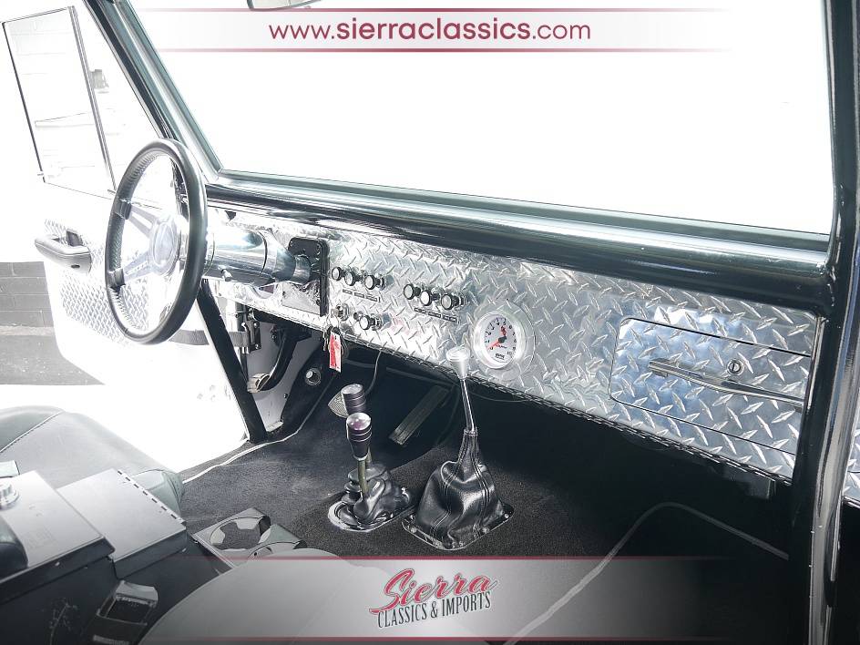 Ford-bronco-1972-10