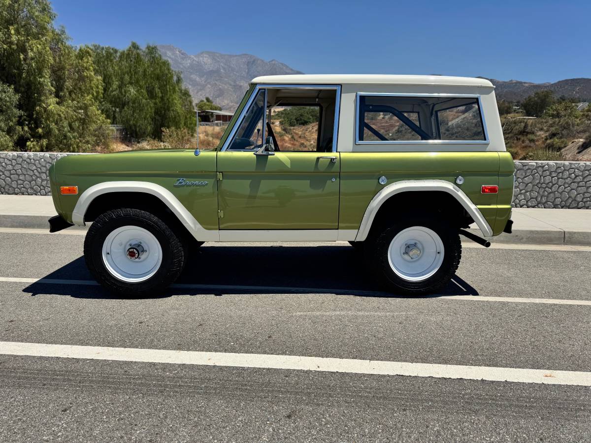 Ford-bronco-1973-1