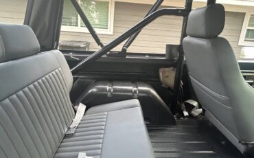 Ford-bronco-1973-10