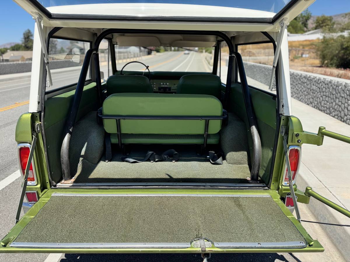 Ford-bronco-1973-11