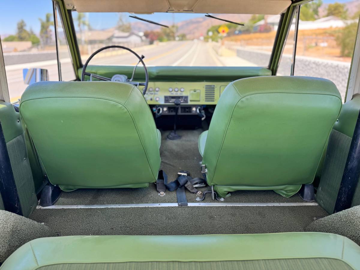Ford-bronco-1973-12