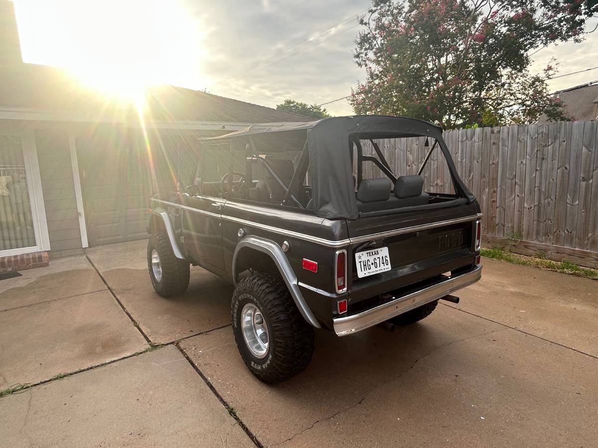 Ford-bronco-1973-5
