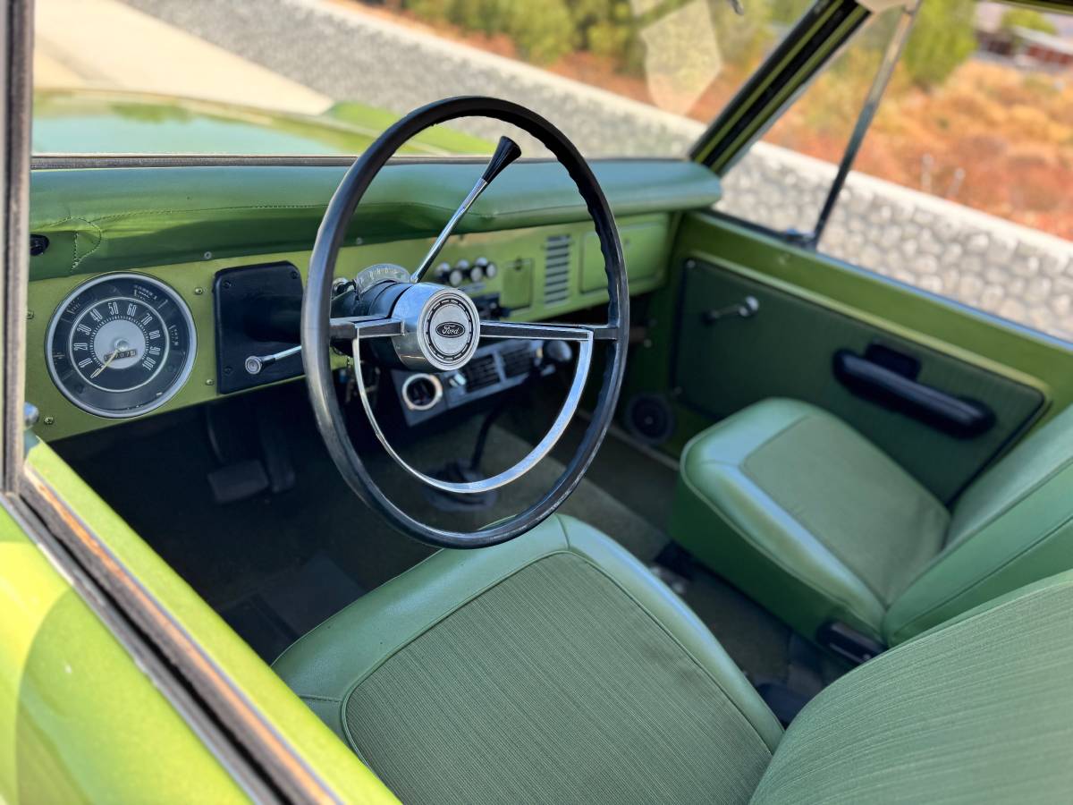 Ford-bronco-1973-8