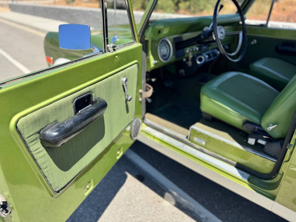 Ford-bronco-1973-9
