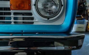 Ford-bronco-1973-blue-15
