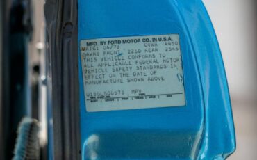 Ford-bronco-1973-blue-2