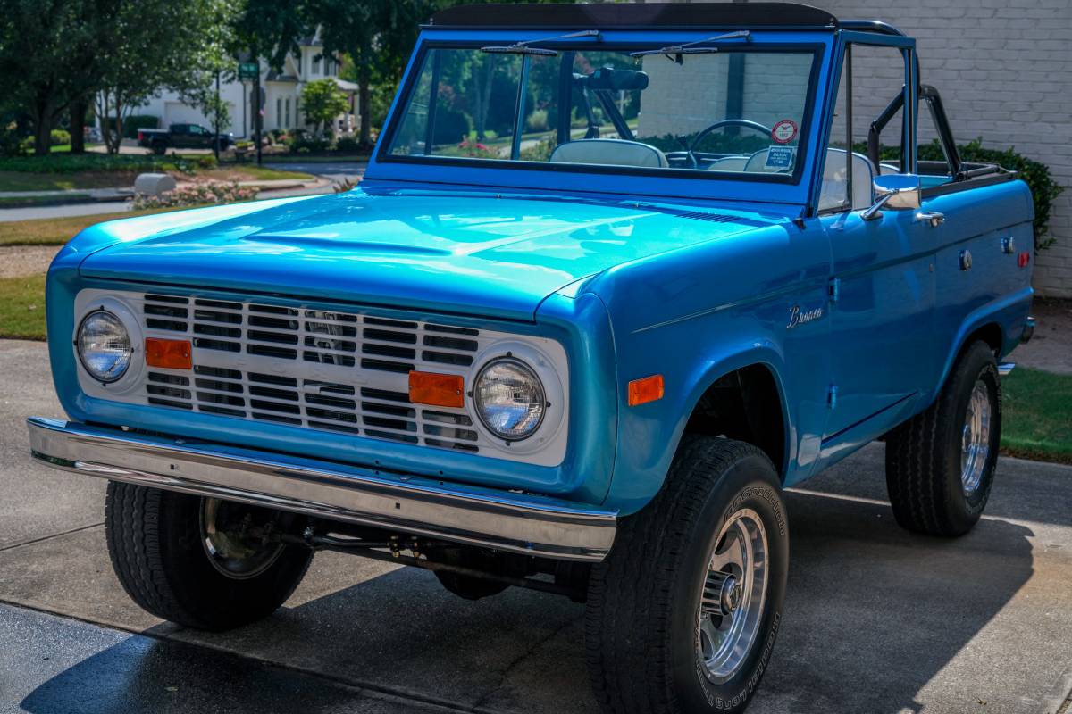 Ford-bronco-1973-blue-7